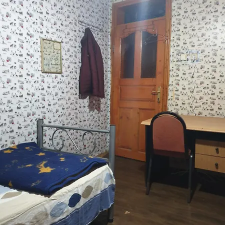 Men's In Fatih, Albergue *