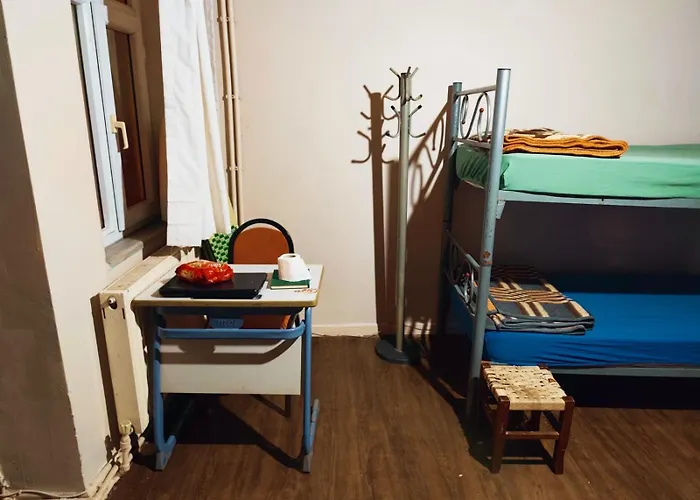 Men's In Fatih, Hostel *