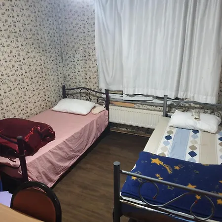 Хостел Men's In Fatih,